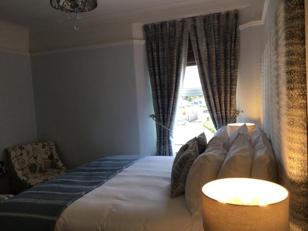 The Station Guest House Galmpton Dış mekan fotoğraf