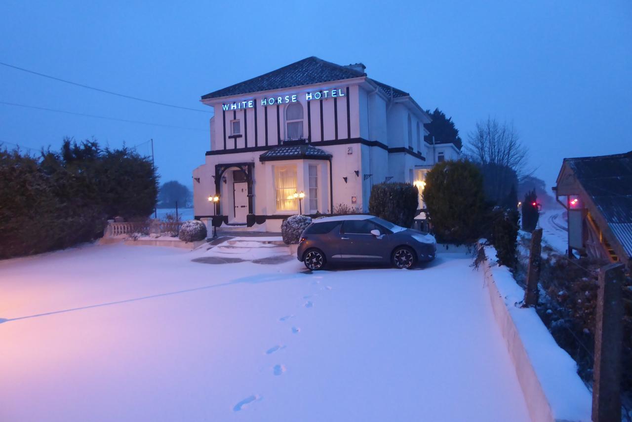 The Station Guest House Galmpton Dış mekan fotoğraf